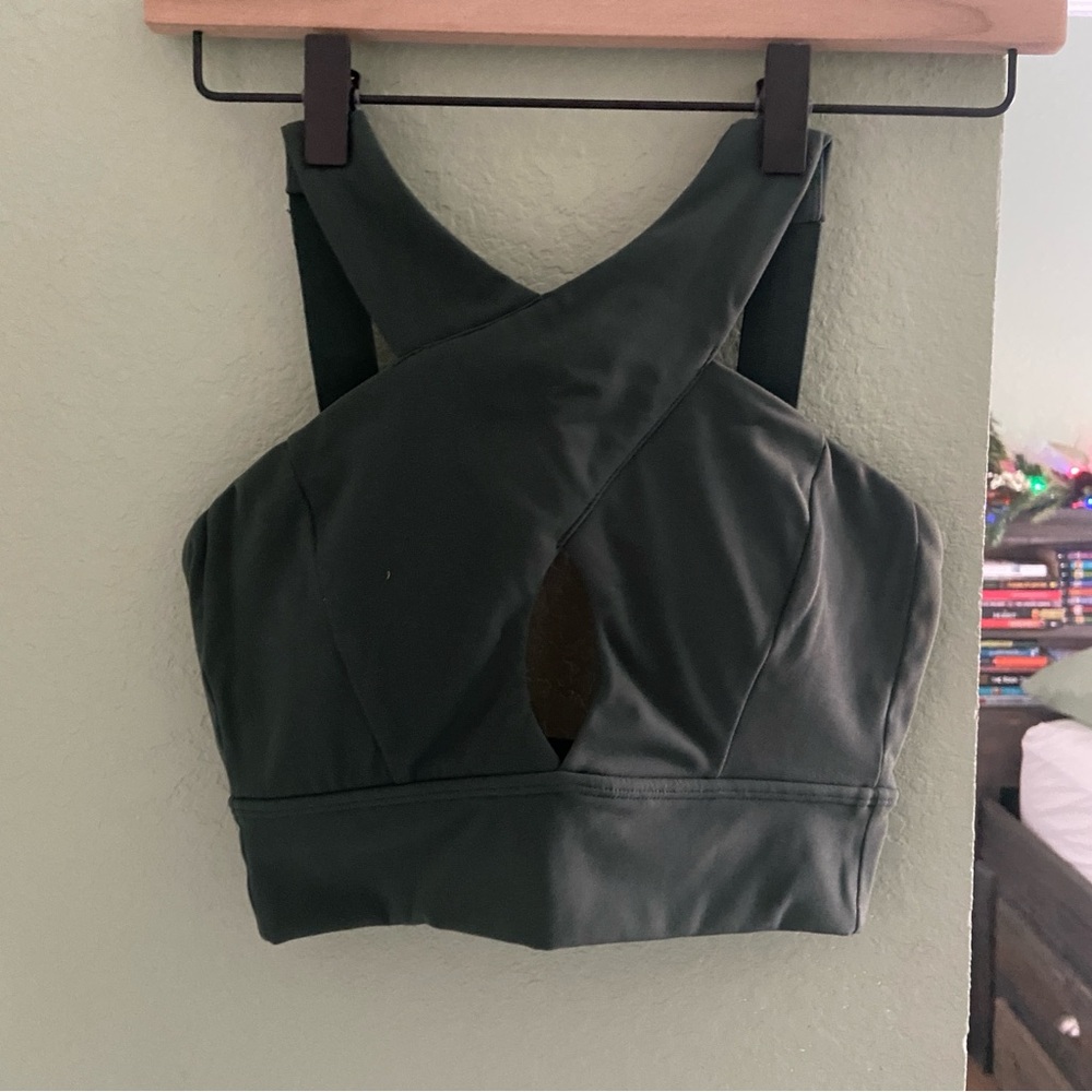 Buffbunny Harmony Halter Sports Bra ~ Avo Green ~ Size XS